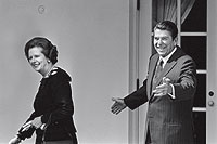 El bloque duro. Corra 1983 y Margaret Thatcher llegaba a Washington en visita oficial. La pareja ideolgica que formara con el presidente Reagan sera smbolo de toda una poca.