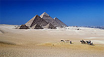 Imagen de las pir·mides de Giza