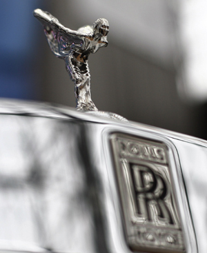 "El espritu del xtasis" que adorna los caps de los Rolls-Royce. FOTO: REUTERS